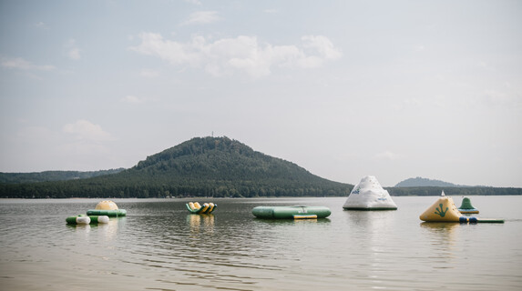 Pohled na Máchovo jezero